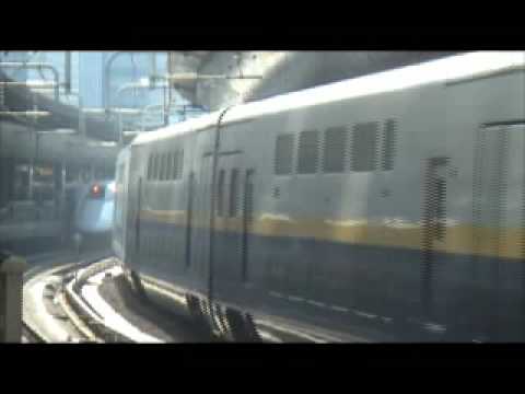 東北新幹線MAX　東京駅