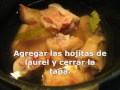 Manitas de cerdo con puré de champiñones