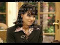La loba Juanita Bynum y su boligrafo de 5,000 dolares