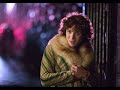 Cillian Murphy in Breakfast on Pluto with "Sand"