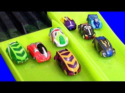 micro - A comment from my first Micro Chargers Hyper Dome toy review suggested adding a 4 car launcher to the Hyper Dome...Lets add 2, 4 car launches so 8 cars can f...