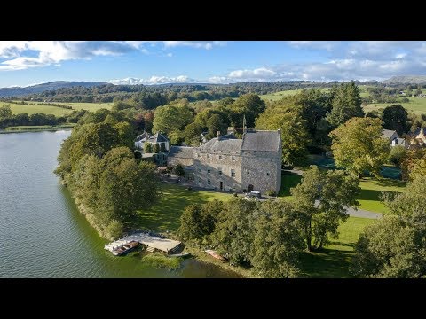Bardowie Castle, Milngavie