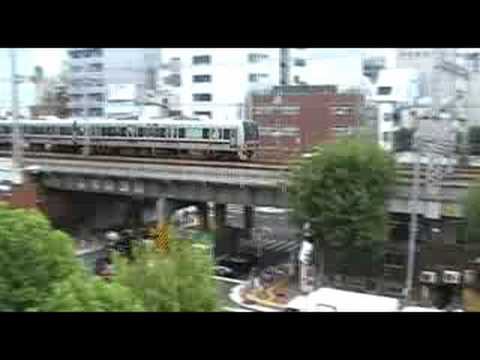 JR西日本207系元町駅を発車