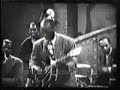 one is never too old to swing
written by lloyd grimes
performed by the tiny grimes swingtet
directed by barry shear (1945)

i thought i would take this original footage and mirror it so it now shows correctly.  the titles and other credits had to be removed, of course, as they would read backwards.

there are two other 