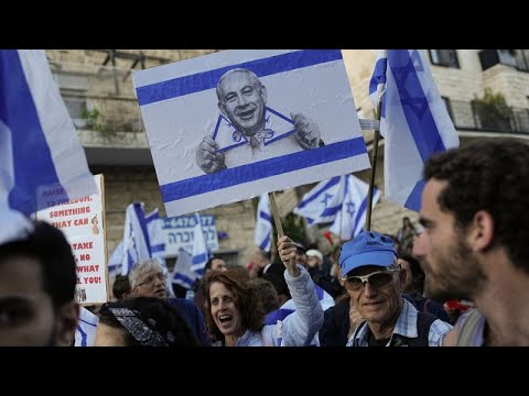 Israel: Rückzieher von Netanjahu - umstrittene Justiz ...