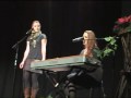 Julekavalkade Dyveke Kuløy og Elvira Nikolaisen.mp4