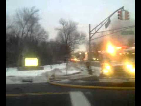 VIDEOS: incendio consumió un gran complejo habitacional en Nueva Jersey