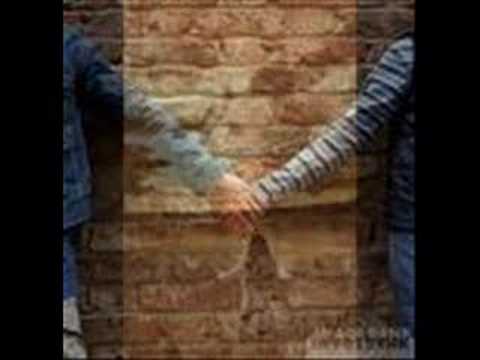 أخي صبرا على ألم الفراق