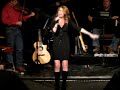 Rachel Tinney performing 