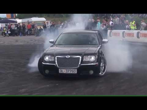 how to do a burnout in a chrysler 300c