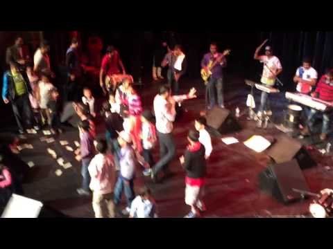 Gippy Grewal in Kansas City Performance with Kids