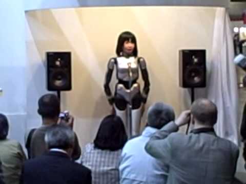 0 Video: Robot HRP 4C ahora canta mejor