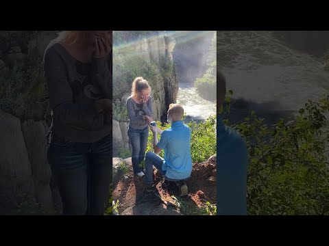 To miały być zaręczyny w pięknym miejscu, ale tego się  nie spodziewali :D