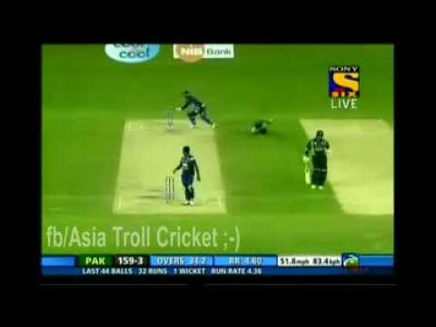 Pakisthan player Ahmad Shehzad gets bullied by Sangakkara's fun on the feild