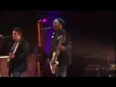 Avril Lavigne - Hot - Live