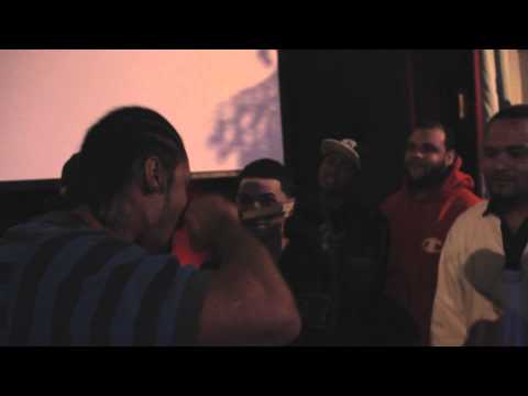 money4videos - Round 2 of the First Season of Head4AHead Battle League features Gator Family's