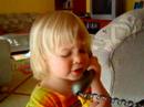 Erzsi mama csin�l nekem pog�cs�t
