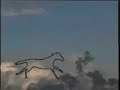 cr�ation vid�o et spectacle inspir� des contes des 1001 nuits - 2002
r�sidence en inde pour l'enregistrement de l'album haveli, octobre 2003


jean chevalier : drums, bass clarinet, gong, percussions
olivier congar : congas, bongos, shekere, batas, percussions
michel guay : sitar, vocals
simon mary : bass
geoffroy tamisier : trumpet
pascal vandenbulke : flute
indian guests : biswajit roy chowdury : sarod / gyan singh : tabla, vocals
album 