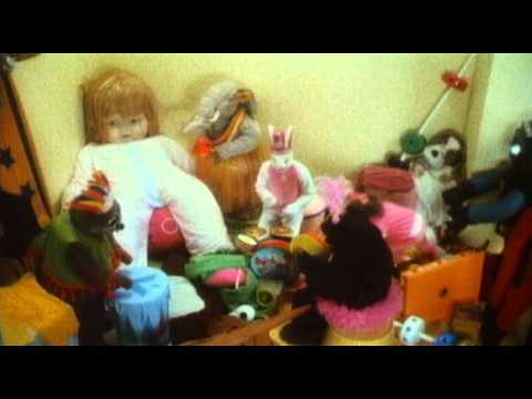 The Incredible Shrinking Woman - Trailer