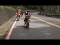 20091025 MEGAN & EILEEN 摩托車遊日月潭湖邊