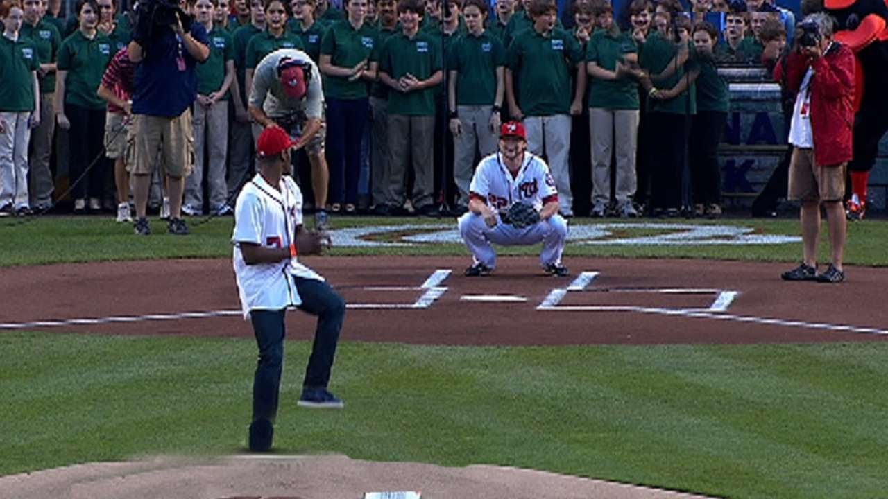 The worst ceremonial first pitches of all time (VIDEO) Detroit Sports Nation