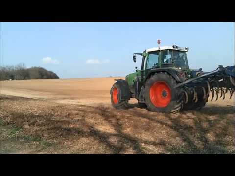  Mais und Landwirt walzt | Fendt 820 Vario | Kverneland Optima HD