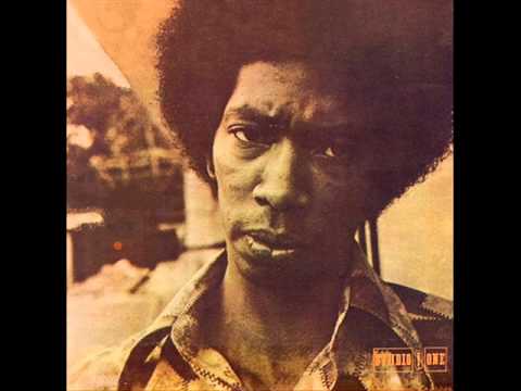 Reggae - Around twenty of the best Reggae songs ever for more than an hour of Roots. I hope you will enjoy and maybe meet new songs you'll like. Sorry for the bad qua...