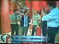 carlos castillo ase el rubik en alfombra roja(x pancho)