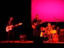 mauro diana, bajo
gabriel cabiaglia, bateria
gabroel gratzer, voz y guitarra

espacio cultural julian centeya, agosto 2008