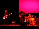 mauro diana, bajo
gabriel cabiaglia, bateria
gabroel gratzer, voz y guitarra

espacio cultural julian centeya, agosto 2008