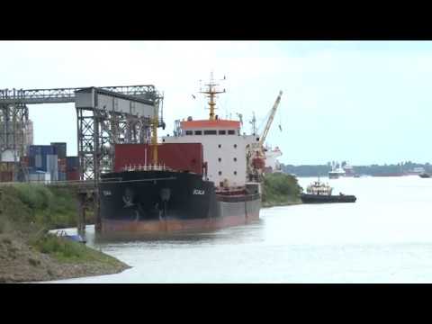 Igor Dodon a vizitat Portul Internațional Liber Giurgiulești