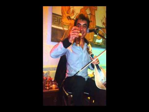 Manolis Alexakis-Mono Ekeinos P' Agapa(syrta)