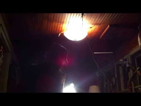video-linktoworks-How to save Wood from sticky Polyurethane with Mineral...