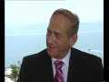 Israeli Prime Minister Ehud Olmert speaks with Bloomberg TV reporter Damien Ryan in Jordan. Date not known. אהוד אולמרט‎