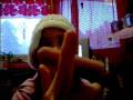 videos de My cat eating sausage from my niece's mouth