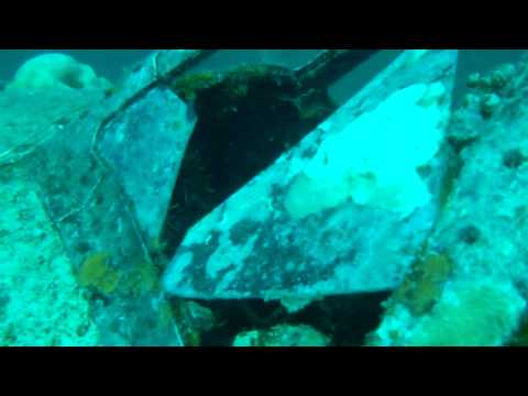ergiannico - Japanese zero from II world war, shot down in Palau.