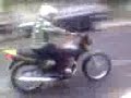 Camiilinha andandoo de moto(2)