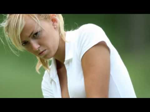 Even Tiger Woods Got His Paulina Gretzky Ryder Cup Pic