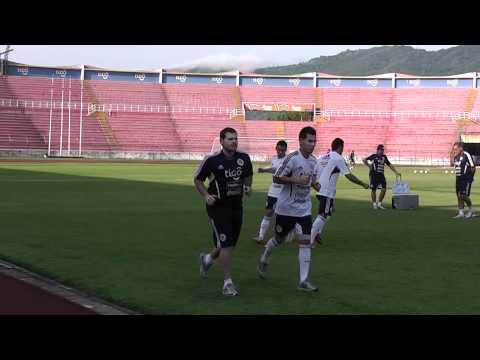 Trabajos físicos de la Albirroja en el estadio Metropolitano de San Pedro Sula, Honduras