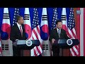 President Obama and President Lee Myung-bak of South Korea hold a press conference from the Blue House (Chongwadae), the presidential compound in Northern Seoul. November 19, 2009 (public domain)