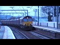 A short time at Prestonpans Railway Station on the 7th December 2009: 1. 43309 and 43308 head north to Aberdeen with some unbranded Mark 3's 2. A CrossCountry Voyager speeds southbound 3. DB Schenker liveried 66152 (FINALLY!!!) heads the 6B44 Oxwellmains to Powderhall empty bin-liner 4. EWS liveried 66102 heads into Cockenzie with 6B03 loaded coal from Leith Thanks for watching ;)