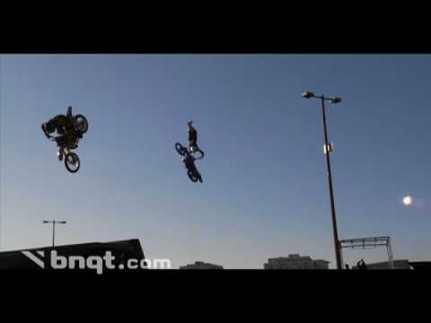 BMX BIKES TRICKS STUNTS CRASHES