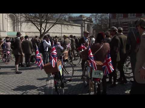 0 Video: Tweed rides from around the world