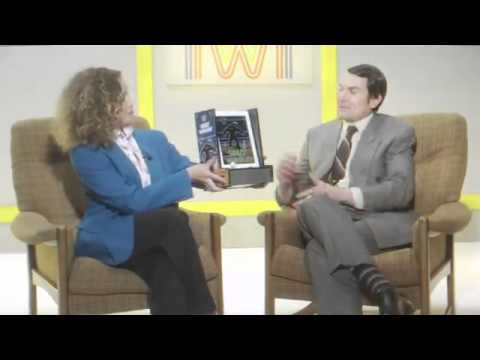 INVADERCADE (iPad) - YouTube Video