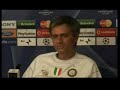 Mourinho risponde con ironia ad un cronista Mourinho risponde con ironia ad un cronista