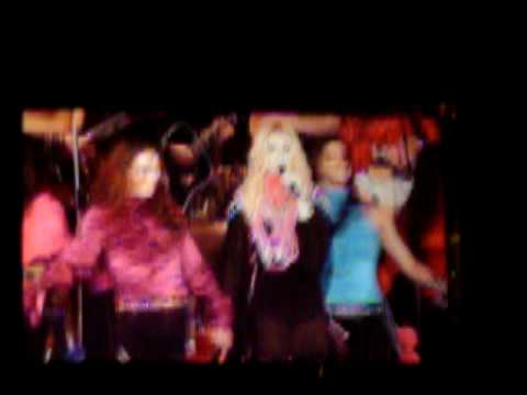Madonna - La isla bonita (Live from Valencia)