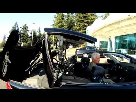2011 Mercedes Benz SL550 Putting the hardtop up Mike