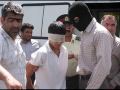 2 Gay teenagers are hunged in IRAN - Homosexuales Ahorcados