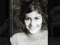 audrey tautou
m�zik : leann rimes - i need you
ay&ar prodek??n sunar;)@arjohnzuny

i don't need a lot of things
i can get by with nothing
of all the blessings life can bring
i've always needed something
but i've got all i want
when it comes to loving you
you're my only reason
you're my only truth

i need you like water
like breath, like rain
i need you like mercy
from heaven's gate
there's a freedom in your arms
that carries me through
i need you

you're the hope that moves me
to courage again
you're the love that rescues me
when the cold winds, rage
and it's so amazing
'cause that's just how you are
and i can't turn back now
'cause you've brought me too far

i need you like water
like breath, like rain
i need you like mercy
from heaven's gate
there's a freedom in your arms
that carries me through
i need you
oh yes i do

i need you like water
like breath, like rain
i need you like mercy
from heaven's gate
there's a freedom in your arms
that carries me through
i need you
oh yes i do
i need you
i need you