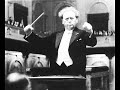 movement 2:  in gem�chlicher bewegung, ohne hast.

the dutch conductor willem mengelberg leads the concertgebouw orchestra on november 9, 1939 in gustav mahler's symphony 4.  mengelberg had a very close relationship with the composer and was involved with this symphony's rehearsal and premiere.  his conducting style is extreme and 